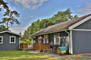  Villa near Åhus  Юнгшё